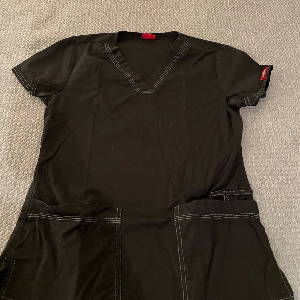 Black scrubs